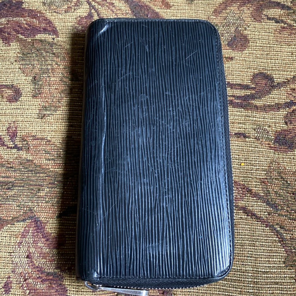 Louis Vuitton Epi Long Black Leather Purse/Wallet